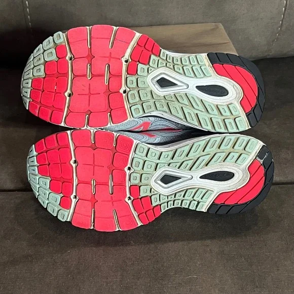 New Balance Women's Running Shoes 880v7 Cushioning Lace Up Size 7 Gray Pink Teal - Picture 5 of 6